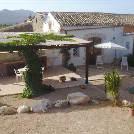 Lovely Cottage كاستيلاّماري ديل غو المظهر الخارجي الصورة