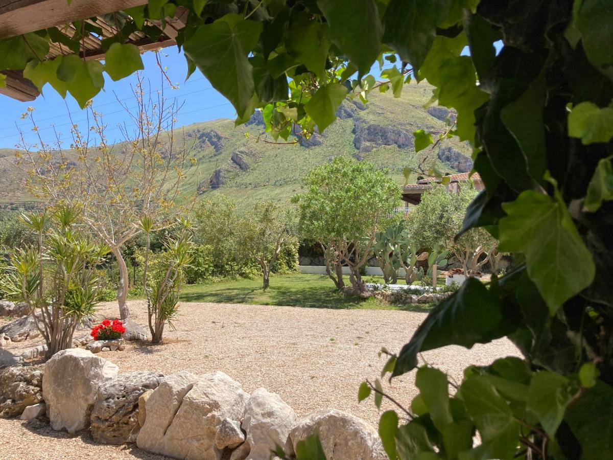 Lovely Cottage كاستيلاّماري ديل غو المظهر الخارجي الصورة