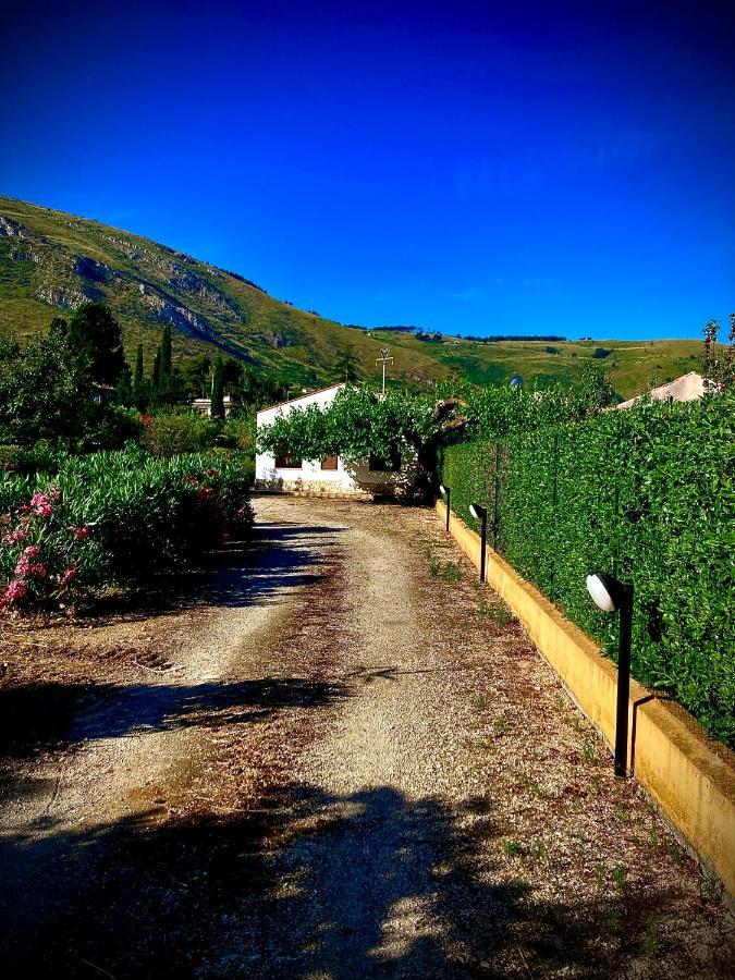 Lovely Cottage كاستيلاّماري ديل غو المظهر الخارجي الصورة