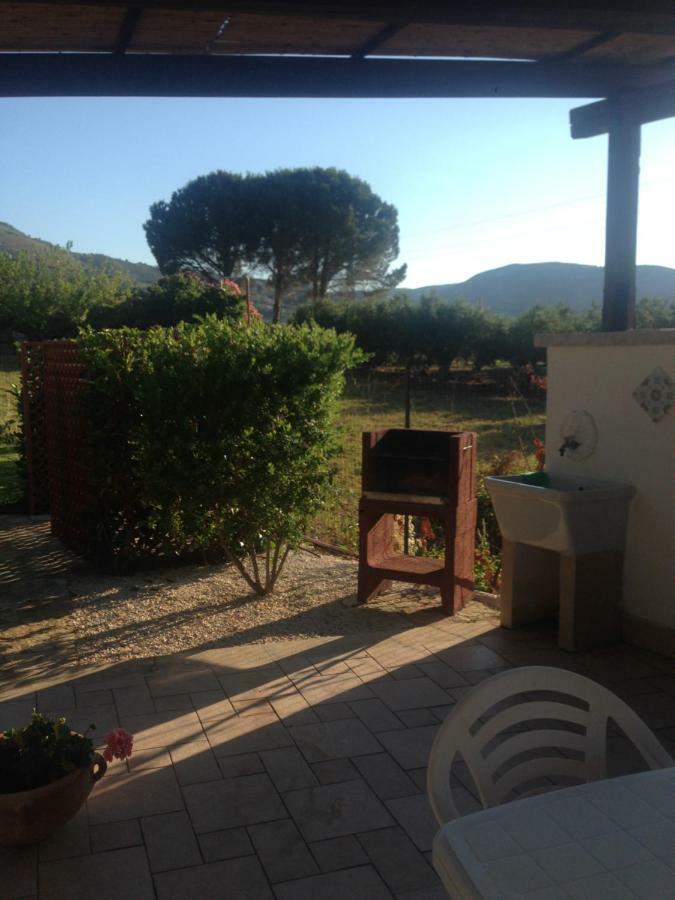 Lovely Cottage كاستيلاّماري ديل غو المظهر الخارجي الصورة